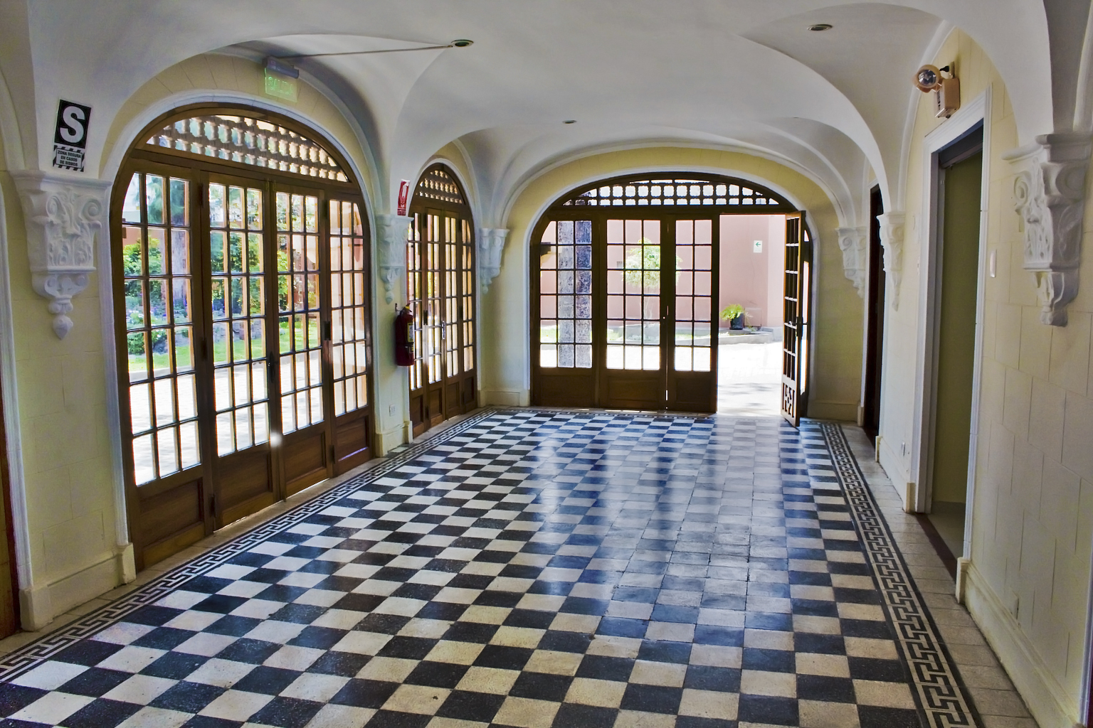 Salón Ajedrez de Casa Prado — espacio para reuniones exclusivas y formatos específicos en Miraflores